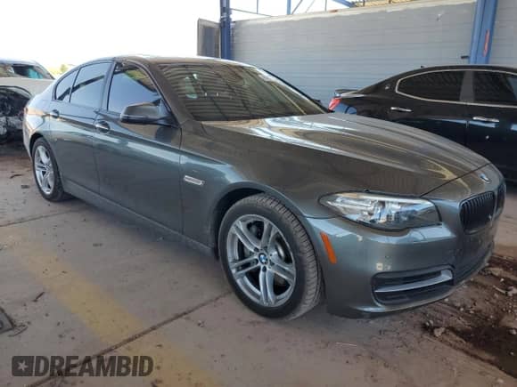 2014 BMW 5 Series 535d z VIN WBAXA5C54ED001777, wystawiony jako Copart lot #60890945 z przebiegiem 67 939 mil mil oraz Szkoda całkowita • Salvage title. Historia ofert i sprzedaży dostępna na DreamBid. Obrazek 4.