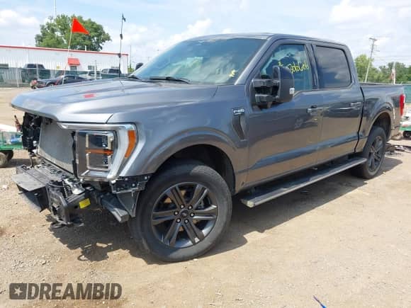 2023 Ford F-150 XL z VIN 1FTFW1E85PFD12609, wystawiony jako IAAI lot #43010606 z przebiegiem 22 181 mil mil oraz . Historia ofert i sprzedaży dostępna na DreamBid. Obrazek 2.