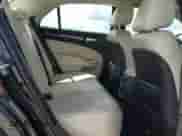 2015 Chrysler 300 C z VIN 2C3CCAET7FH772789, wystawiony jako Copart lot #68413435 z przebiegiem 127 138 mil mil oraz Szkoda całkowita • Salvage title. Historia ofert i sprzedaży dostępna na DreamBid. Obrazek 10.