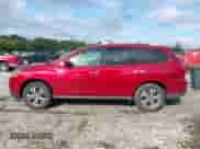 2017 Nissan Pathfinder SL с VIN 5N1DR2MMXHC657944, выставлен на аукционе IAAI как лот 42951472 с пробегом 101 347 миль миль и . История ставок и продаж доступна на DreamBid. Изображение 14.