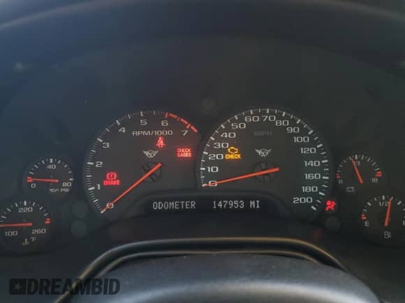 2004 Chevrolet Corvette с VIN 1G1YY22G545107578, выставлен на аукционе Copart как лот 87248715 с пробегом 147 953 миль миль и Списание • Salvage title. История ставок и продаж доступна на DreamBid. Изображение 9.