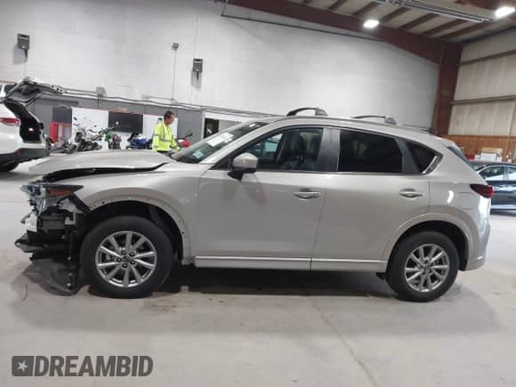 2024 Mazda CX-5 S Preferred z VIN JM3KFBCM8R0367055, wystawiony jako IAAI lot #43030148 z przebiegiem 13 600 mil mil oraz . Historia ofert i sprzedaży dostępna na DreamBid. Obrazek 15.