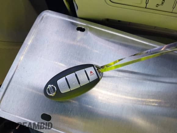 2015 Hyundai Sonata Limited with VIN 5NPE34AF2FH180262, listed as a IAAI auction lot 43393134 with Not provided miles and . Bid and sale history available at DreamBid. Image 11.