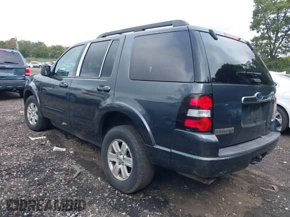 2010 Ford Explorer XLT с VIN 1FMEU7DE2AUA75944, выставлен на аукционе IAAI как лот 43279516 с пробегом 118 342 миль миль и . История ставок и продаж доступна на DreamBid. Изображение 3.