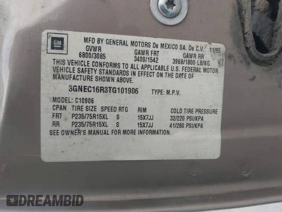 1996 Chevrolet Suburban z VIN 3GNEC16R3TG101906, wystawiony jako IAAI lot #42058102 z przebiegiem 252 488 mil mil oraz . Historia ofert i sprzedaży dostępna na DreamBid. Obrazek 9.