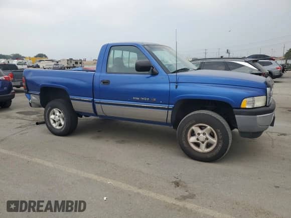 1996 Dodge 1500 с VIN 1B7HF16YXTJ173883, выставлен на аукционе Copart как лот 71092674 с пробегом 144 323 миль миль и Списание • Salvage title. История ставок и продаж доступна на DreamBid. Изображение 4.