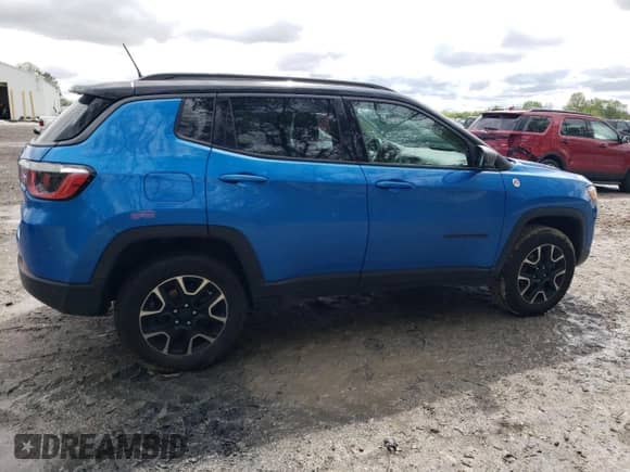 2020 Jeep Compass Trailhawk с VIN 3C4NJDDB1LT126820, выставлен на аукционе Copart как лот 55242125 с пробегом 132 630 миль миль и Списание • Salvage title. История ставок и продаж доступна на DreamBid. Изображение 3.