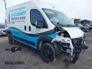 2021 Ram ProMaster z VIN 3C6ERVBG7ME506223, wystawiony jako IAAI lot #42428841 z przebiegiem 33 290 mil mil oraz . Historia ofert i sprzedaży dostępna na DreamBid. Obrazek 1.