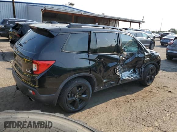 2019 Honda Passport Elite with VIN 5FNYF8H08KB000384, listed as a Copart auction lot 66898195 with 65,105 mi miles and Salvage title. Bid and sale history available at DreamBid. Image 3.