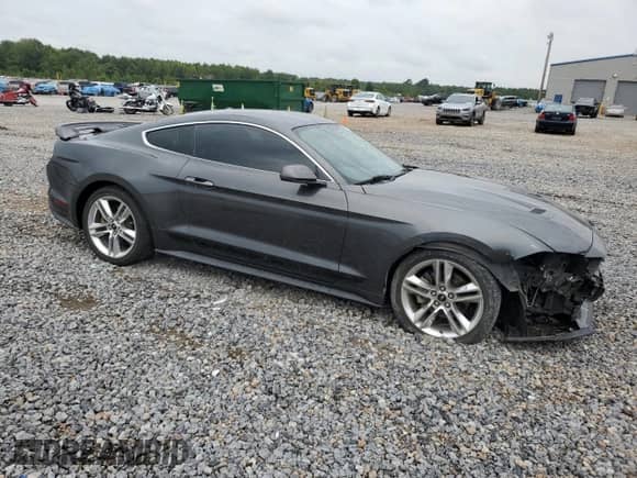 2019 Ford Mustang EcoBoost z VIN 1FA6P8TH8K5191541, wystawiony jako Copart lot #71887405 z przebiegiem 72 739 mil mil oraz Szkoda całkowita • Salvage title. Historia ofert i sprzedaży dostępna na DreamBid. Obrazek 4.