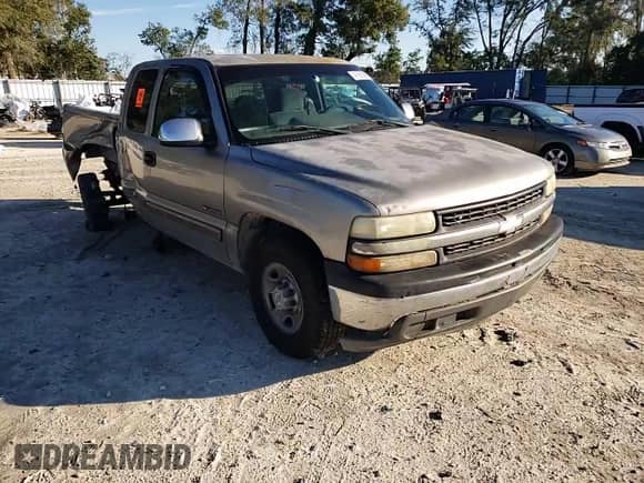 2000 Chevrolet Silverado 2500 LS с VIN 1GCFC29U5YE418894, выставлен на аукционе Copart как лот 41668905 с пробегом 369 583 миль миль и Списание • Salvage title. История ставок и продаж доступна на DreamBid. Изображение 10.