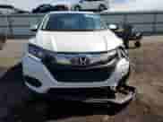 2022 Honda HR-V LX with VIN 3CZRU6H34NM723796, listed as a Copart auction lot 80263385 with 39,048 mi miles and Salvage title. Bid and sale history available at DreamBid. Image 5.