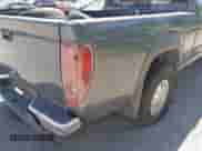 2006 Chevrolet Colorado Work Truck with VIN 1GCDT198868288982, listed as a IAAI auction lot 42302469 with 267,017 mi miles and . Bid and sale history available at DreamBid. Image 13.