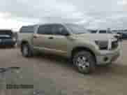 2007 Toyota Tundra SR5 z VIN 5TBDV54137S471126, wystawiony jako Copart lot #82684135 z przebiegiem 256 898 mil mil oraz Czysty tytuł • Clean title. Historia ofert i sprzedaży dostępna na DreamBid. Obrazek 4.