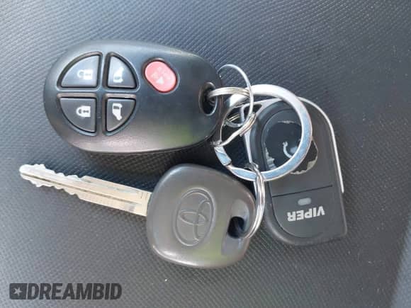 2016 Toyota Sienna LE AAS with VIN 5TDKK3DC4GS746905, listed as a IAAI auction lot 42662690 with 213,875 mi miles and . Bid and sale history available at DreamBid. Image 11.