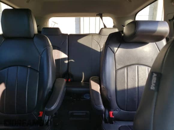 2015 Chevrolet Traverse LTZ с VIN 1GNKVJKD4FJ144774, выставлен на аукционе Copart как лот 72097325 с пробегом 186 009 миль миль и Списание • Salvage title. История ставок и продаж доступна на DreamBid. Изображение 10.