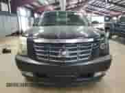 2008 Cadillac Escalade ESV with VIN 1GYFK66828R136233, listed as a Copart auction lot 65292385 with 176,225 mi miles and Clean title. Bid and sale history available at DreamBid. Image 5.