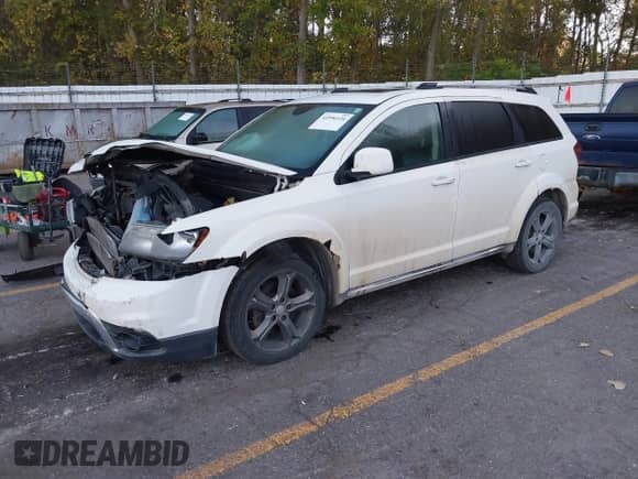 2015 Dodge Journey Crossroad with VIN 3C4PDDGG7FT568643, listed as a IAAI auction lot 43396124 with 204,655 mi miles and . Bid and sale history available at DreamBid. Image 22.