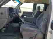2006 GMC Sierra 1500 SLE1 с VIN 1GTEC19T86Z178386, выставлен на аукционе Copart как лот 71564855 с пробегом 327 139 миль миль и Списание • Salvage title. История ставок и продаж доступна на DreamBid. Изображение 7.