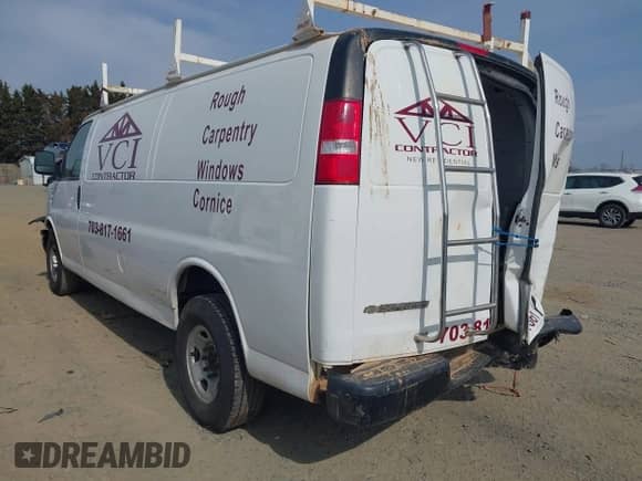 2017 Chevrolet Express Cargo z VIN 1GCZGHFG5H1349912, wystawiony jako IAAI lot #41638800 z przebiegiem 126 262 mil mil oraz . Historia ofert i sprzedaży dostępna na DreamBid. Obrazek 3.