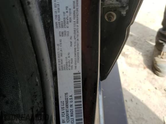 2021 Ram 1500 Big Horn z VIN 1C6SRFMT4MN602776, wystawiony jako Copart lot #49806915 z przebiegiem 59 136 mil mil oraz Szkoda całkowita • Salvage title. Historia ofert i sprzedaży dostępna na DreamBid. Obrazek 13.