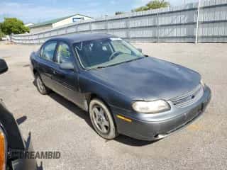 2005 Chevrolet Malibu Classic z VIN 1G1ND52FX5M170237, wystawiony jako Copart lot #81398475 z przebiegiem 154 001 mil mil oraz Nie do naprawy • Non repairable. Historia ofert i sprzedaży dostępna na DreamBid. Obrazek 4.