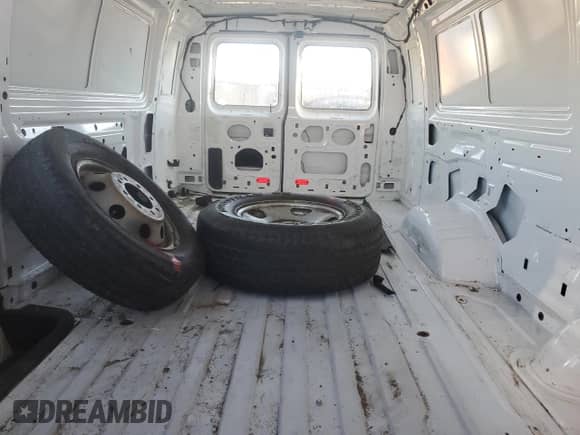 2011 Ford Econoline Cargo Commercial с VIN 1FTSS3EL4BDB36151, выставлен на аукционе Copart как лот 88986115 с пробегом 54 692 миль миль и Списание • Salvage title. История ставок и продаж доступна на DreamBid. Изображение 10.