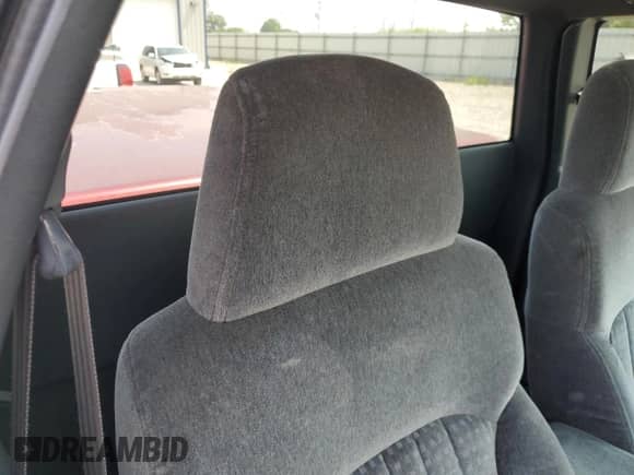 2000 Chevrolet S-10 LS с VIN 1GCCS19WXY8258544, выставлен на аукционе Copart как лот 67953185 с пробегом 141 799 миль миль и Чистый • Clean title. История ставок и продаж доступна на DreamBid. Изображение 10.