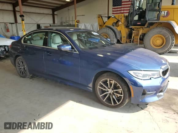 2021 BMW 3 Series 330i xDrive z VIN 3MW5R7J04M8B49362, wystawiony jako Copart lot #83829335 z przebiegiem Nie podano mil oraz Szkoda całkowita • Salvage title. Historia ofert i sprzedaży dostępna na DreamBid. Obrazek 4.