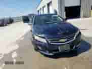 2015 Chevrolet Impala LT z VIN 1G1125S3XFU105643, wystawiony jako Copart lot #71048985 z przebiegiem 171 835 mil mil oraz Szkoda całkowita • Salvage title. Historia ofert i sprzedaży dostępna na DreamBid. Obrazek 13.