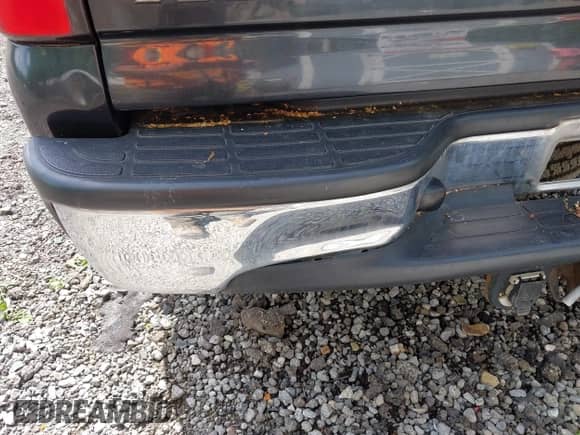 2004 Chevrolet Suburban LS with VIN 1GNFK16Z04J164064, listed as a IAAI auction lot 42203864 with 215,709 mi miles and . Bid and sale history available at DreamBid. Image 6.