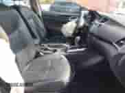 2017 Nissan Sentra SR с VIN 3N1AB7AP7HY260726, выставлен на аукционе IAAI как лот 41762883 с пробегом 98 758 миль миль и . История ставок и продаж доступна на DreamBid. Изображение 5.