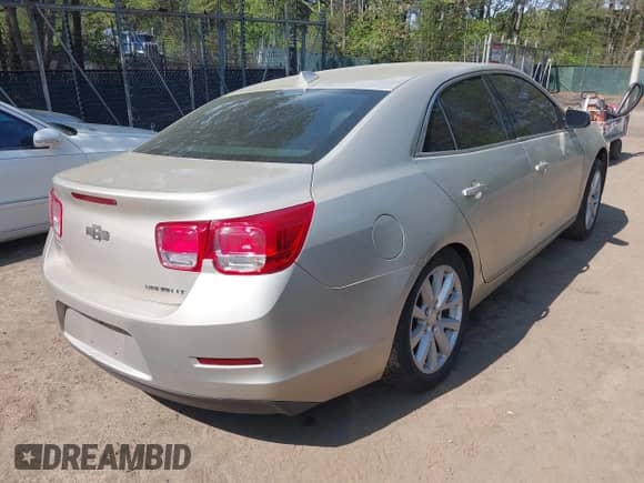 2013 Chevrolet Malibu LT с VIN 1G11E5SA1DF310100, выставлен на аукционе IAAI как лот 41960834 с пробегом 256 936 миль миль и . История ставок и продаж доступна на DreamBid. Изображение 4.