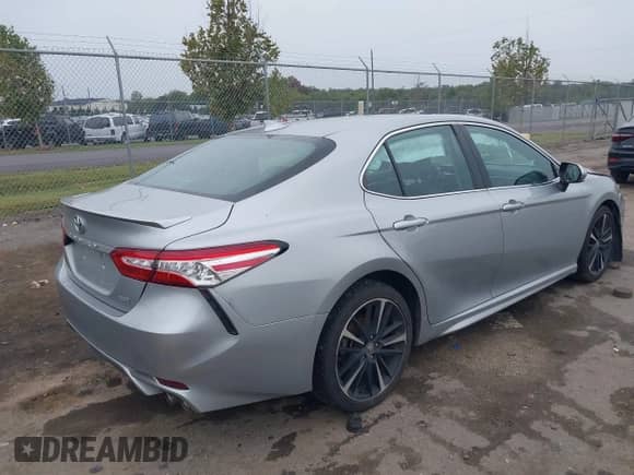 2020 Toyota Camry XSE z VIN 4T1K61AK2LU348775, wystawiony jako IAAI lot #43318321 z przebiegiem 66 564 mil mil oraz . Historia ofert i sprzedaży dostępna na DreamBid. Obrazek 4.