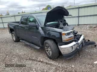 2017 Chevrolet Silverado 1500 LT z VIN 1GCVKRECXHZ171725, wystawiony jako Copart lot #82326795 z przebiegiem 132 239 mil mil oraz Szkoda całkowita • Salvage title. Historia ofert i sprzedaży dostępna na DreamBid. Obrazek 4.