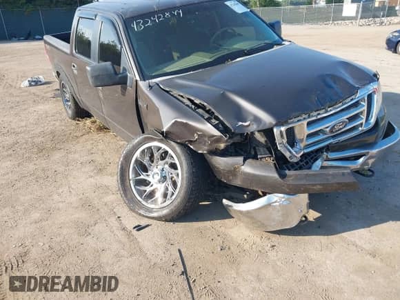 2007 Ford F-150 XLT с VIN 1FTPW14V87FB32049, выставлен на аукционе IAAI как лот 43242849 с пробегом Не указан миль и . История ставок и продаж доступна на DreamBid. Изображение 6.
