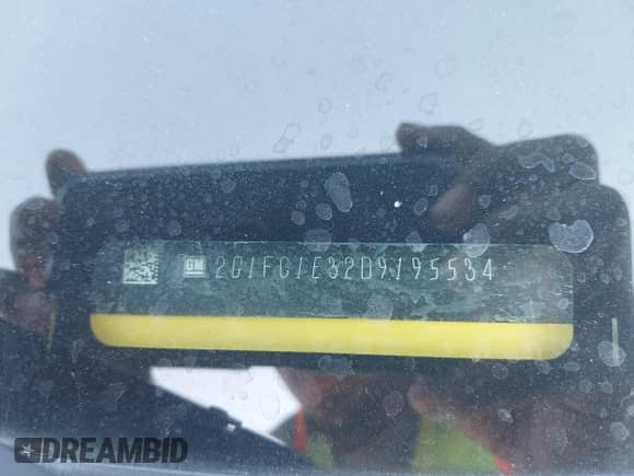 2013 Chevrolet Camaro LT z VIN 2G1FC1E32D9195534, wystawiony jako IAAI lot #43415240 z przebiegiem 199 934 mil mil oraz . Historia ofert i sprzedaży dostępna na DreamBid. Obrazek 9.