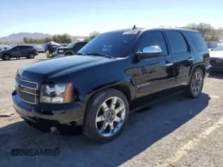 2007 Chevrolet Tahoe LT с VIN 1GNFC13097R286978, выставлен на аукционе Copart как лот 87114025 с пробегом 109 552 миль миль и Списание • Salvage title. История ставок и продаж доступна на DreamBid. Изображение 1.