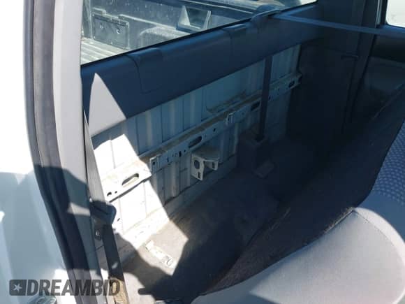 2005 Toyota Tacoma with VIN 5TENX22N05Z130177, listed as a IAAI auction lot 43347496 with 375,528 mi miles and . Bid and sale history available at DreamBid. Image 8.