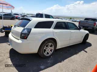 2005 Dodge Magnum RT с VIN 2D4GV582X5H610741, выставлен на аукционе Copart как лот 70389525 с пробегом 94 980 миль миль и Списание • Salvage title. История ставок и продаж доступна на DreamBid. Изображение 3.