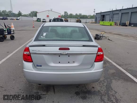 2005 Chevrolet Malibu z VIN 1G1ZS52F65F294095, wystawiony jako IAAI lot #42645603 z przebiegiem 146 284 mil mil oraz . Historia ofert i sprzedaży dostępna na DreamBid. Obrazek 16.