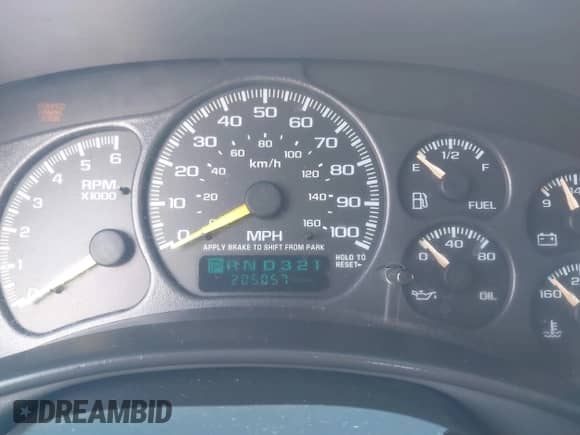 2000 Chevrolet Silverado 1500 LS with VIN 1GCEC19T6YZ184500, listed as a IAAI auction lot 42583589 with 205,057 mi miles and . Bid and sale history available at DreamBid. Image 7.