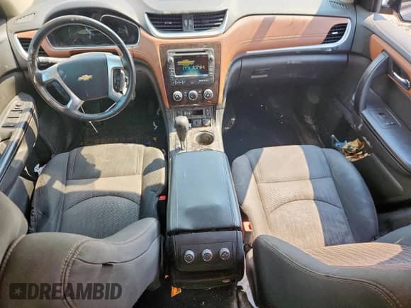 2016 Chevrolet Traverse LT с VIN 1GNKRGKDXGJ334345, выставлен на аукционе Copart как лот 70751815 с пробегом Не указан миль и Списание • Salvage title. История ставок и продаж доступна на DreamBid. Изображение 8.