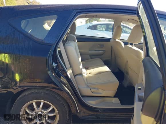 2012 Toyota Prius Two z VIN JTDZN3EU1C3092972, wystawiony jako IAAI lot #43445061 z przebiegiem 185 179 mil mil oraz . Historia ofert i sprzedaży dostępna na DreamBid. Obrazek 8.