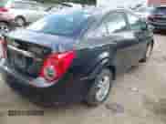 2014 Chevrolet Sonic LT с VIN 1G1JC5SB3E4186634, выставлен на аукционе IAAI как лот 42999024 с пробегом 105 813 миль миль и . История ставок и продаж доступна на DreamBid. Изображение 4.