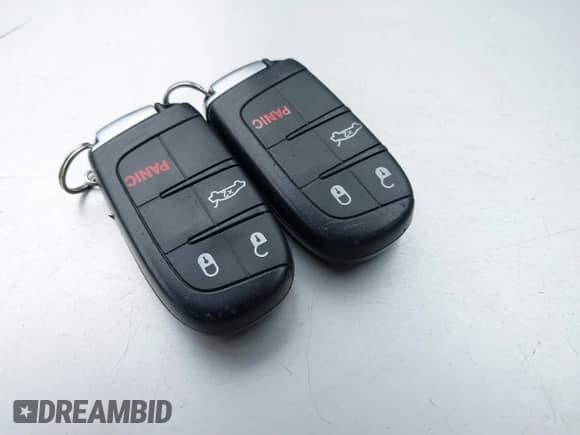 2016 Chrysler 200 Touring z VIN 1C3CCCFB4GN183760, wystawiony jako IAAI lot #41435488 z przebiegiem 193 842 mil mil oraz . Historia ofert i sprzedaży dostępna na DreamBid. Obrazek 11.