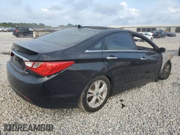2011 Hyundai Sonata Limited with VIN 5NPEC4AC4BH266849, listed as a Copart auction lot 67949695 with Not provided miles and Salvage title. Bid and sale history available at DreamBid. Image 3.