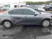 2012 Honda Accord LX z VIN 1HGCP2F31CA169658, wystawiony jako IAAI lot #43400841 z przebiegiem 284 569 mil mil oraz . Historia ofert i sprzedaży dostępna na DreamBid. Obrazek 13.