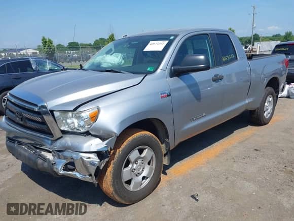 2011 Toyota Tundra с VIN 5TFUY5F14BX204947, выставлен на аукционе IAAI как лот 42571332 с пробегом 149 607 миль миль и . История ставок и продаж доступна на DreamBid. Изображение 2.