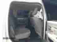 2014 Ram 1500 Big Horn z VIN 1C6RR7LT9ES231624, wystawiony jako IAAI lot #41867542 z przebiegiem 195 414 mil mil oraz . Historia ofert i sprzedaży dostępna na DreamBid. Obrazek 8.